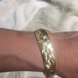 Gold plated bracelet